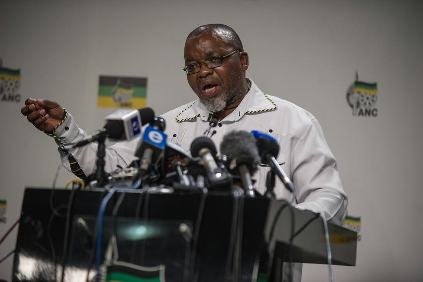 African National Congress (ANC) secretary Gwede Mantashe addresses the media in Johannesburg, April 1. The ANC offered its backing to President Jacob Zuma ahead of a parliamentary debate on whether the president should be impeached.