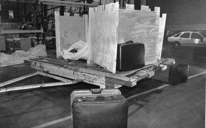 The crate marked "diplomatic baggage" in which Umaru Dikko was found bound and drugged Credit: Paul Armiger