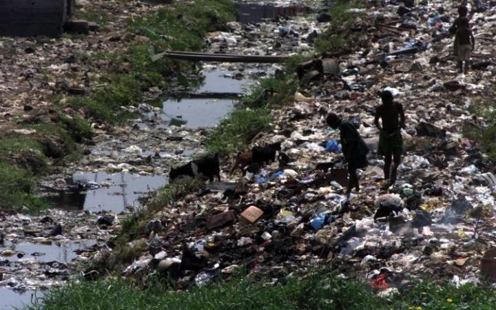 Anti-corruption campaigners say theft of state assets Nigeria's children of their future Credit: Paul Grover