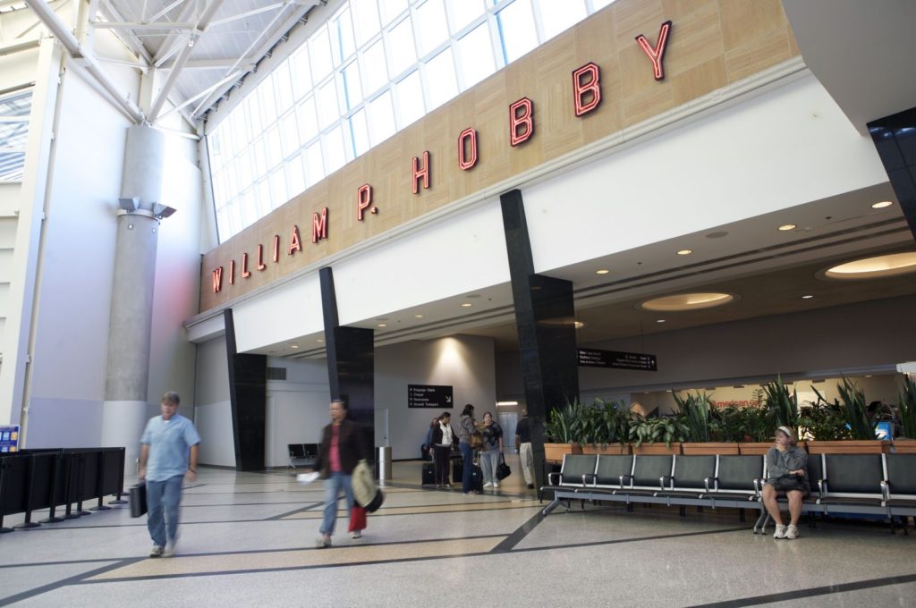 Skytrax made special mention of Hobby’s free Wi-Fi service, deeming it among the best the rating organization has experienced at any airport — the terminal coverage includes parking garages and terminal aprons for boarding/arrival, and connection speeds are consistently good.