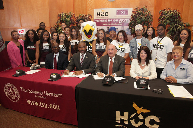 Photo: (front row l-r) TSU Board Chairman Derrick Mitchell; Dr. Austin Lane, TSU president; Dr. Cesar Maldonado, HCC chancellor; Dr. Adriana Tamez, HCC Board of Trustees Chair; and Dr. Carolyn Evans-Shabazz, secretary, HCC Board of Trustees, District IV were in attendance for ceremony to sign historic transfer agreement between the two institutions.